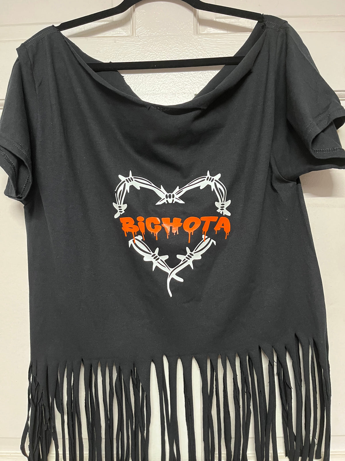 Tropicoqueta-Inspired DIY Fringe Concert Tee